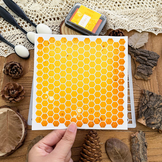 2pcs/6x6in Hexagonal Honeycombs Bees-Stencils