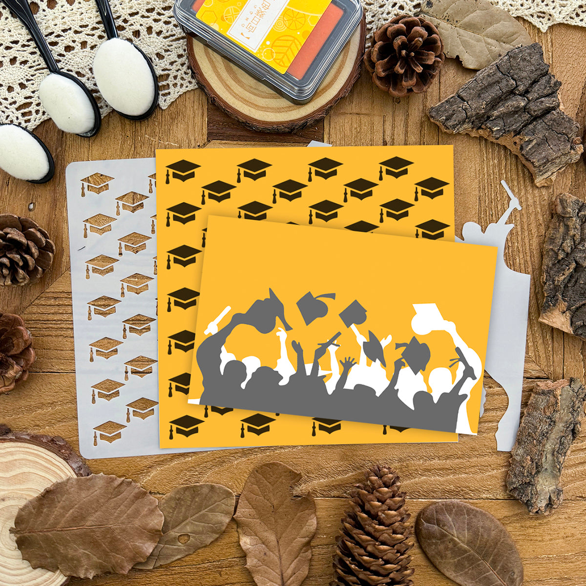 2pcs/6x6in Graduation Hats Background Graduation Celebration Silhouette-Stencils
